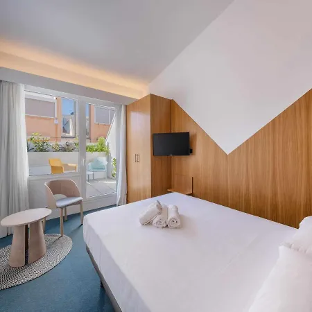 Nature By Raidom Hotel